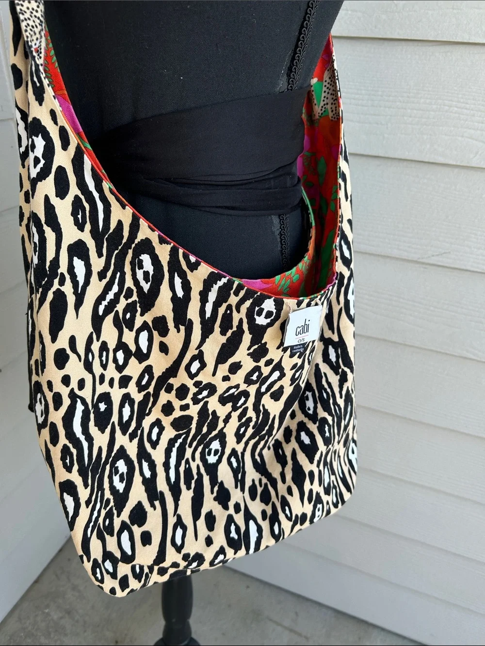 CABI Reversible Orange Floral Shoulder Sling Bag Botanical Jungle Print.